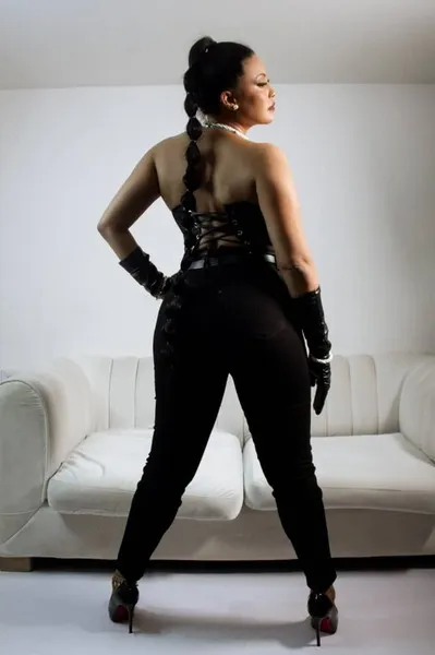 Live sex webcam photo for NaomyMartinz #6591940