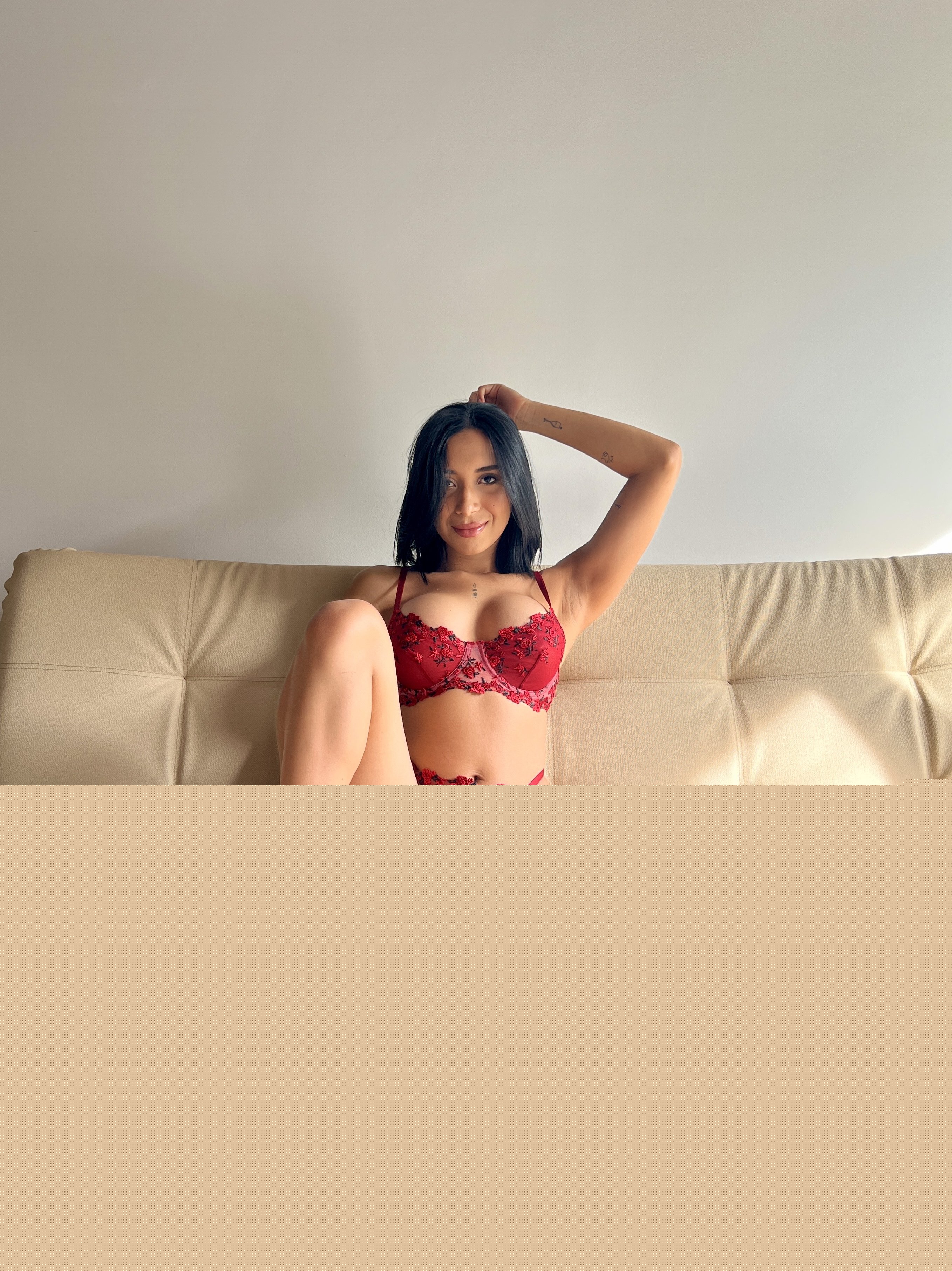 Live sex webcam photo for ErikaGil #7103105