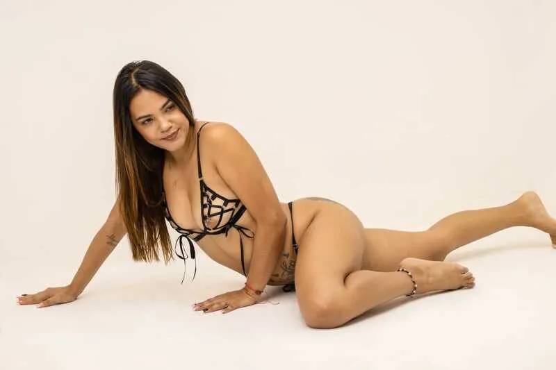 Live sex webcam photo for StaceyWwhite #6271268