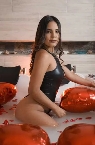 Live sex webcam photo for StaceyWwhite #6271272