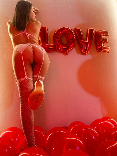 Live sex webcam photo for AdelaShery #7157316