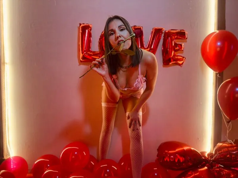 Live sex webcam photo for AdelaShery #7157324