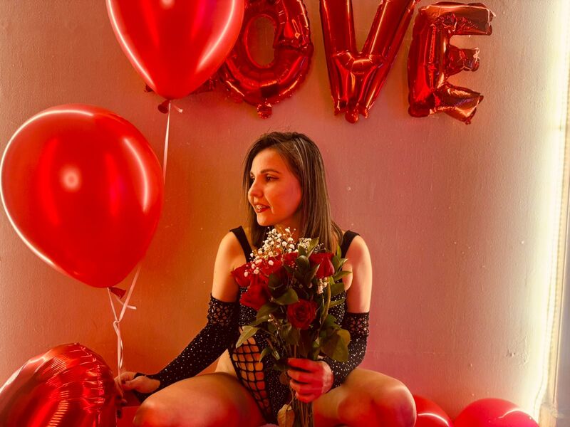 Live sex webcam photo for AdelaShery #7157278