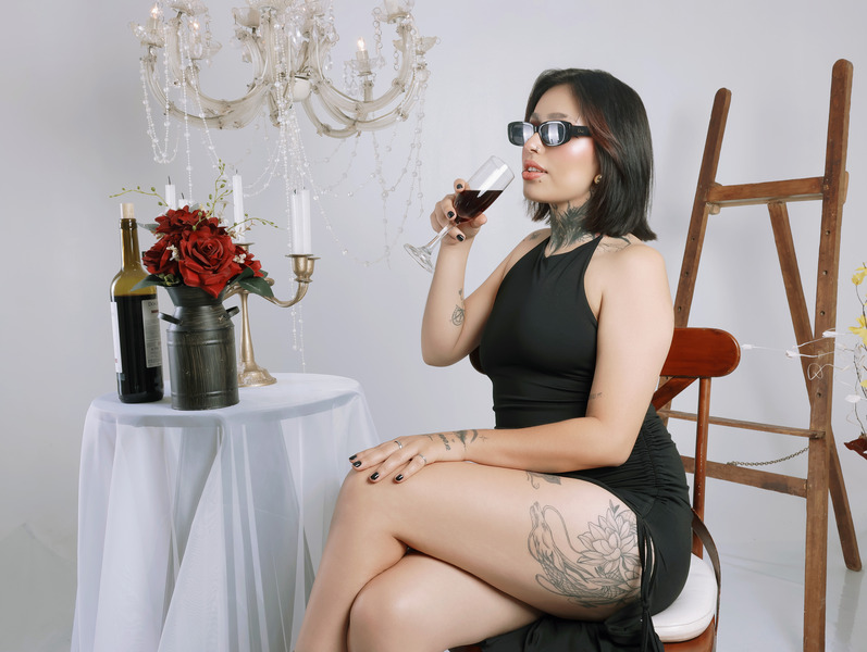 Live sex webcam photo for KrisBlair #7342110