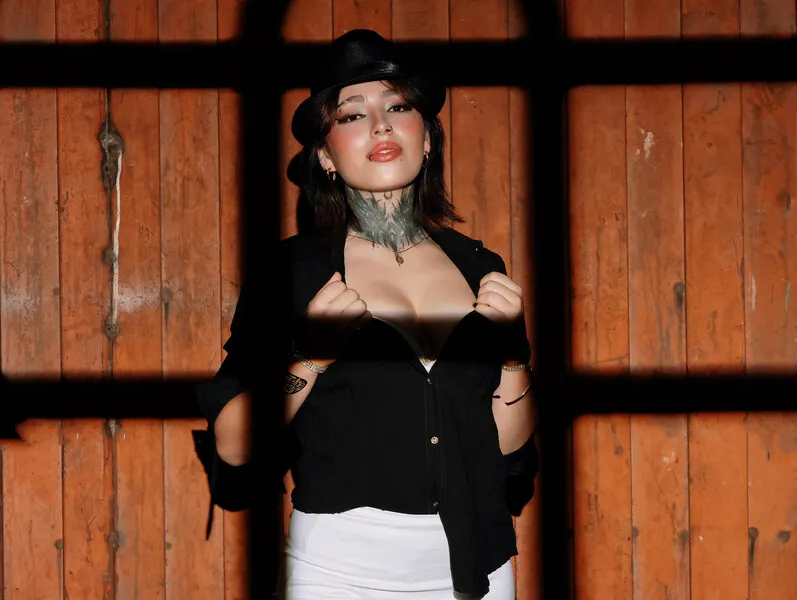 Live sex webcam photo for KrisBlair #7342038