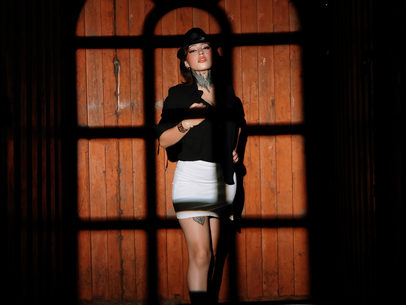 Live sex webcam photo for KrisBlair #7342037