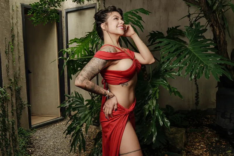 Live sex webcam photo for SammantaBloom #6013183