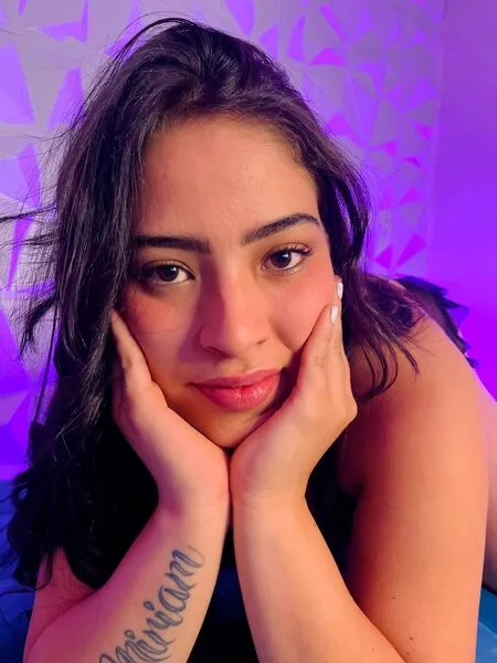 Live sex webcam photo for dulcelara #6094855