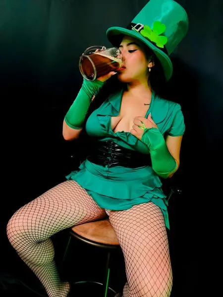 Live sex webcam photo for dulcelara #6094869