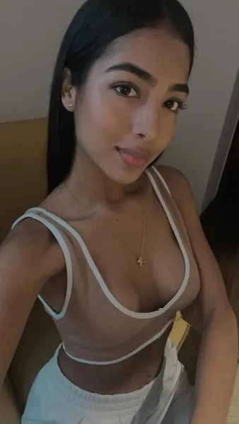 Live sex webcam photo for IvyjBrand #6453058