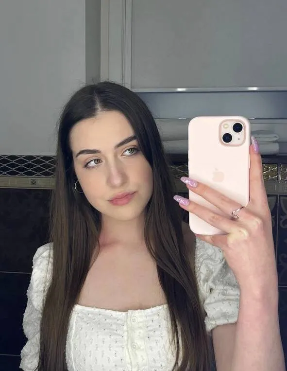 Live sex webcam photo for SashaShin #7777608