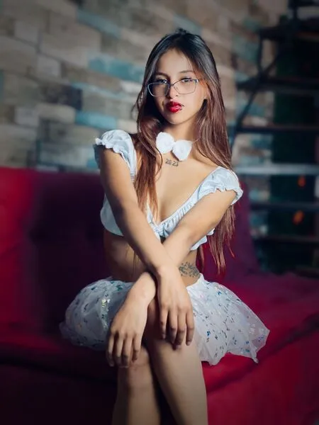 Live sex webcam photo for EmilyTohmpson #6292840