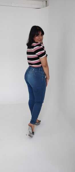 Live sex webcam photo for EvelynGarciia #6121480