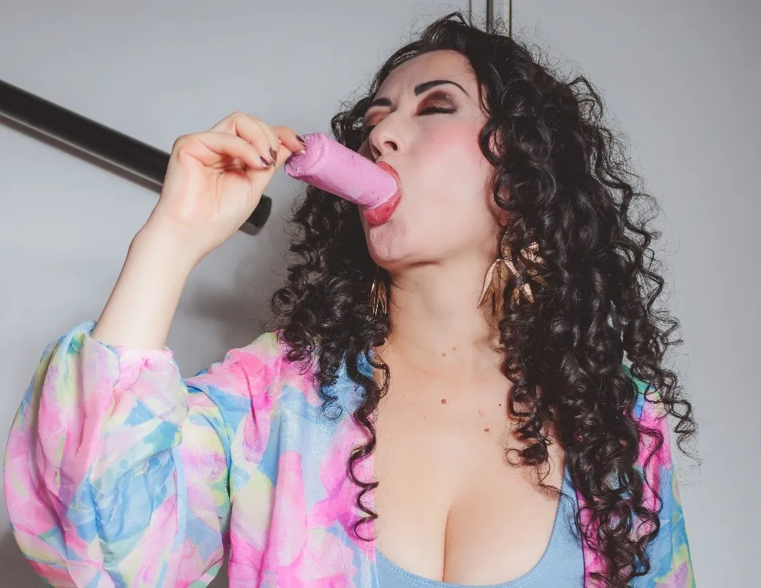 Live sex webcam photo for SamanthaAntolin #7885436