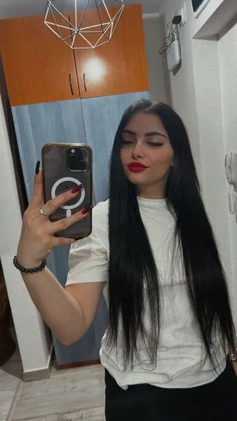 Live sex webcam photo for MiaRusse #6197049