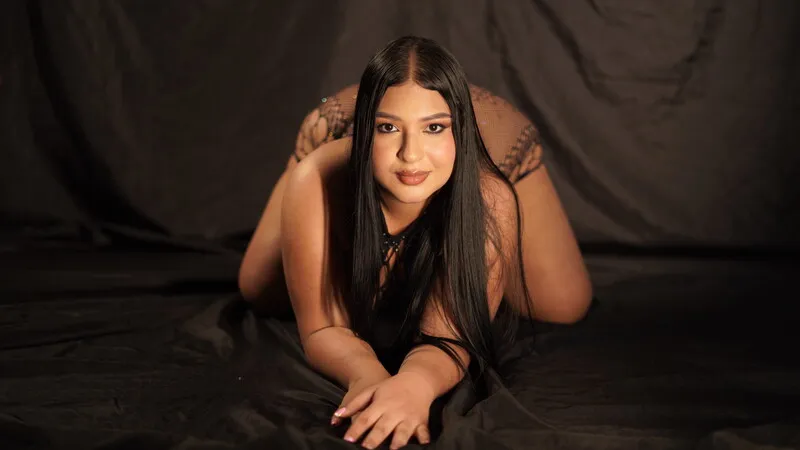 Live sex webcam photo for JuliethaKing #6256995