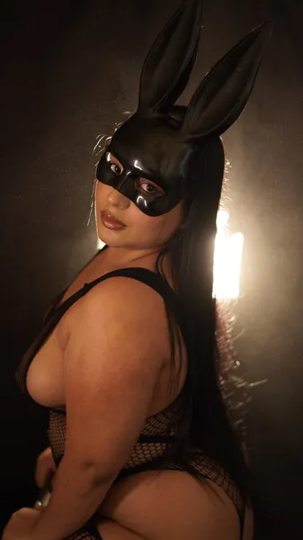 Live sex webcam photo for JuliethaKing #6256997