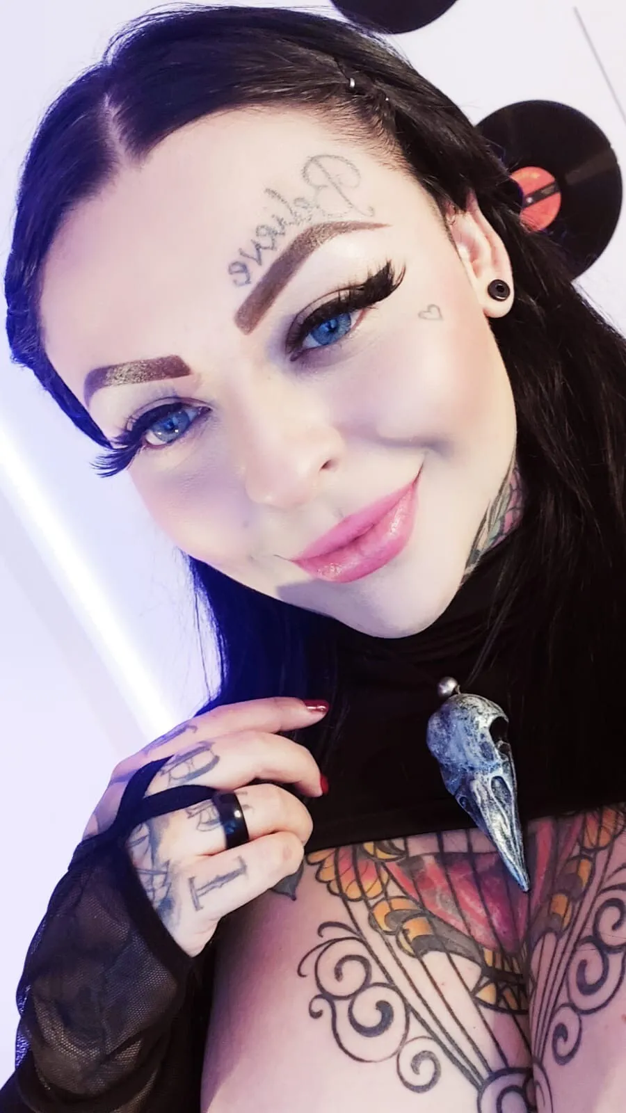 Live sex webcam photo for AbbyPink69 #7353684