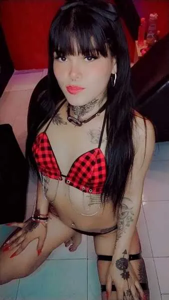 Live sex webcam photo for NahomyMartinn #6126840