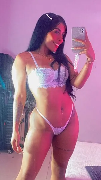 Live sex webcam photo for FiorelaBossh #6285779