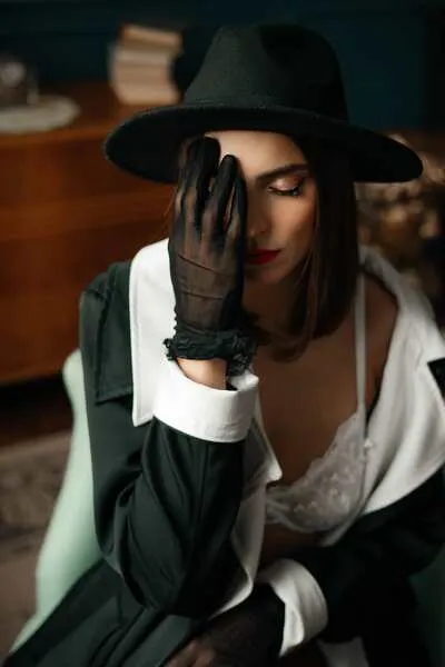 Live sex webcam photo for LesiVietta #6522600