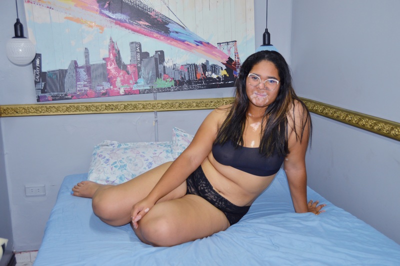 Live sex webcam photo for LexieOwens #6202084