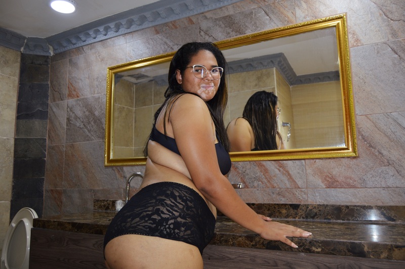 Live sex webcam photo for LexieOwens #6202071