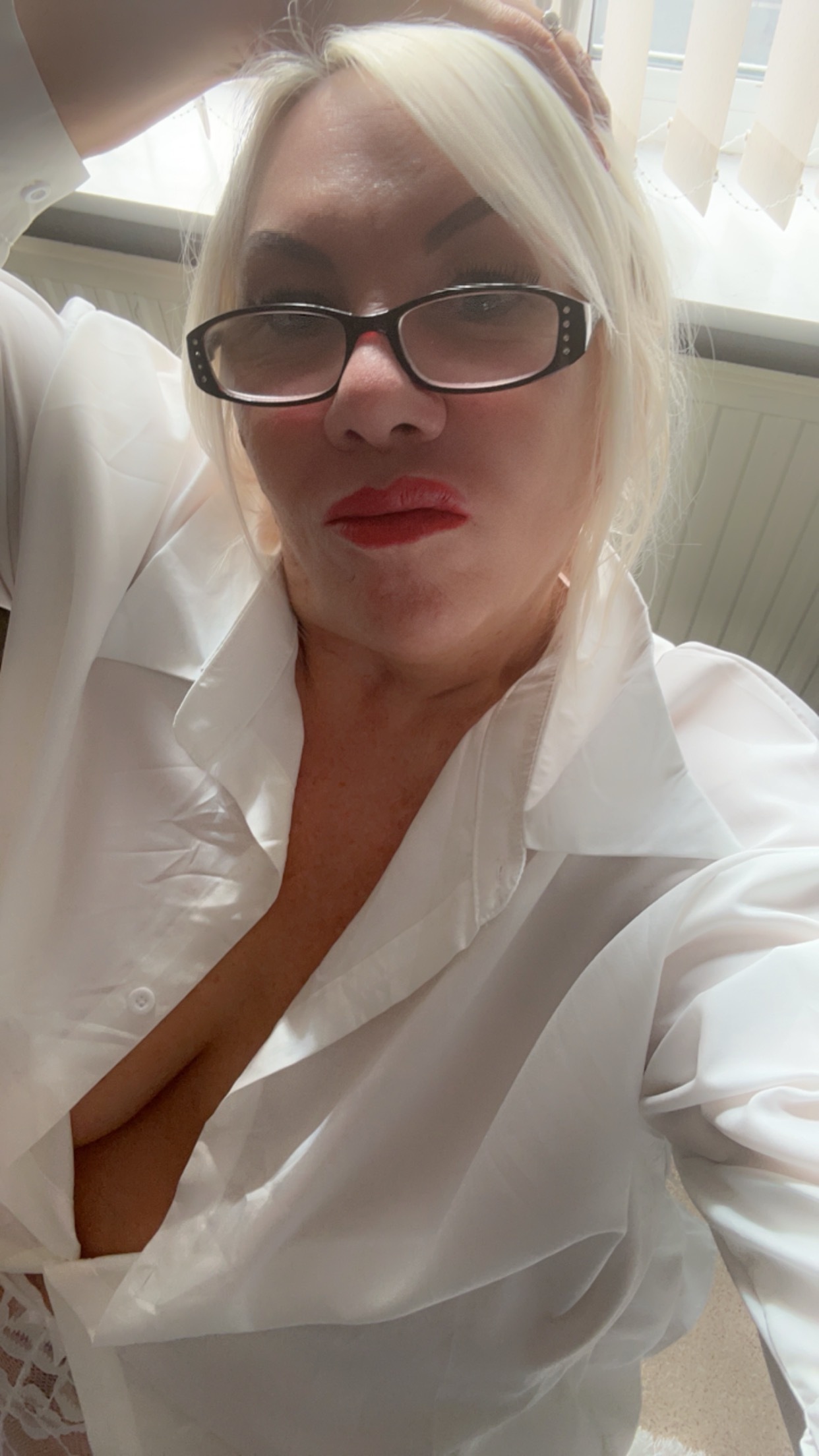 Live sex webcam photo for BlondeTinks #6418423