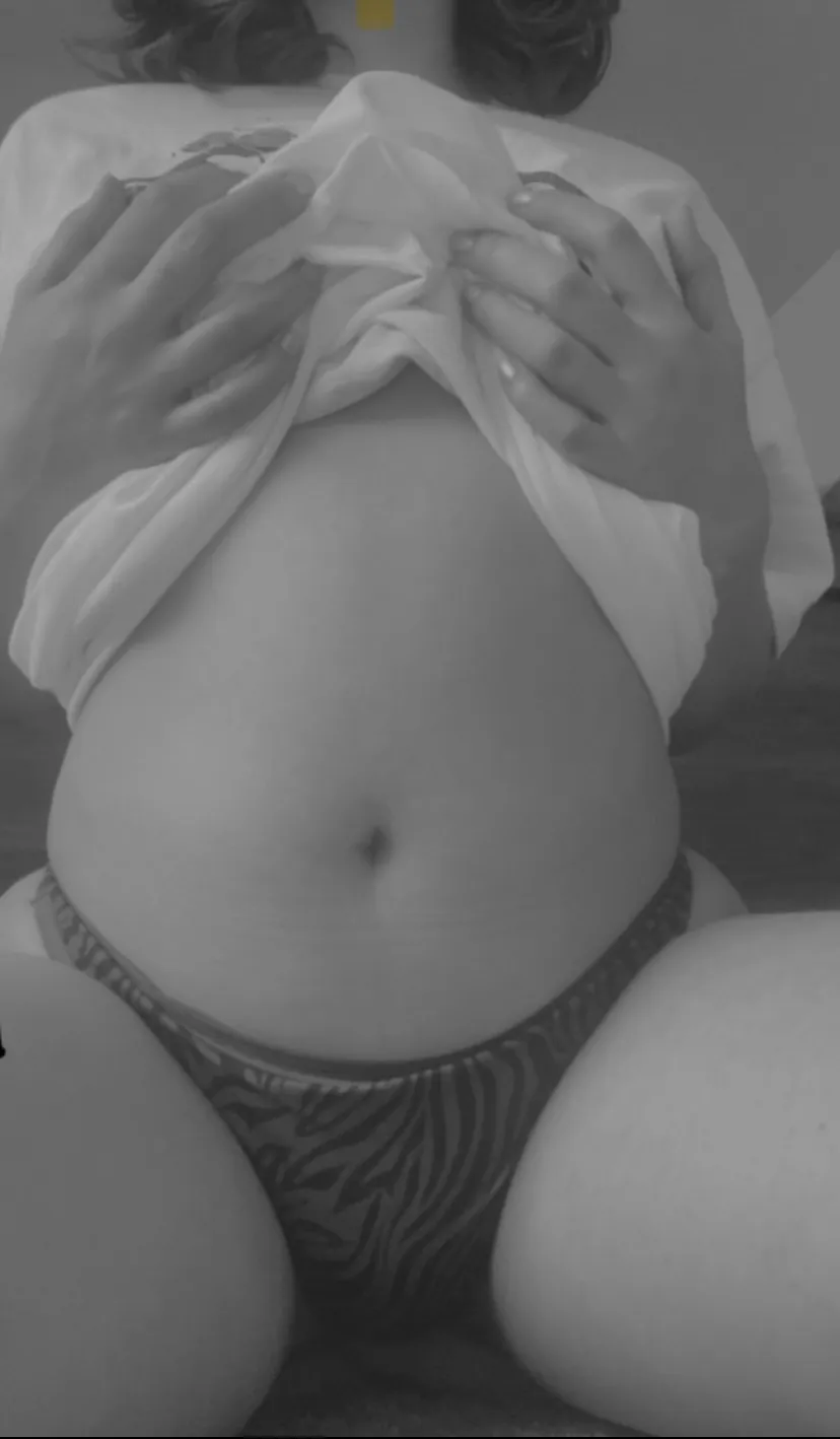 Live sex webcam photo for MaddyMartinez #7935318