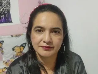 Live sex webcam photo for saray98_hot #6000857