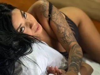 Live sex webcam photo for KeilaRoous #6251904