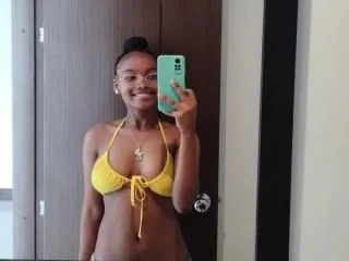 Live sex webcam photo for NayaBenely #6000381
