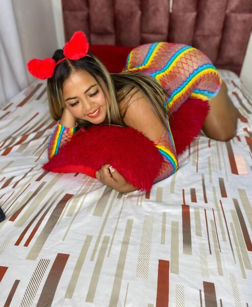 Live sex webcam photo for GraceJansen #6122568