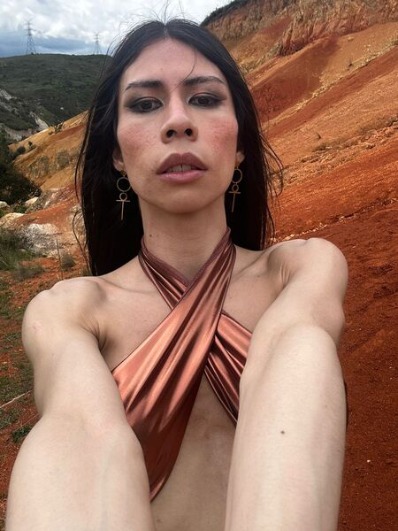 Live sex webcam photo for Ambaarsmitth #6268838