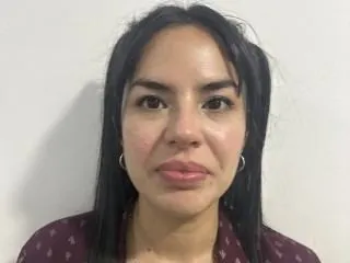 Live sex webcam photo for CristalBenet #6001816
