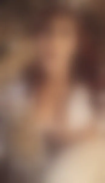 Live sex webcam photo for Elenawhattson #6028290