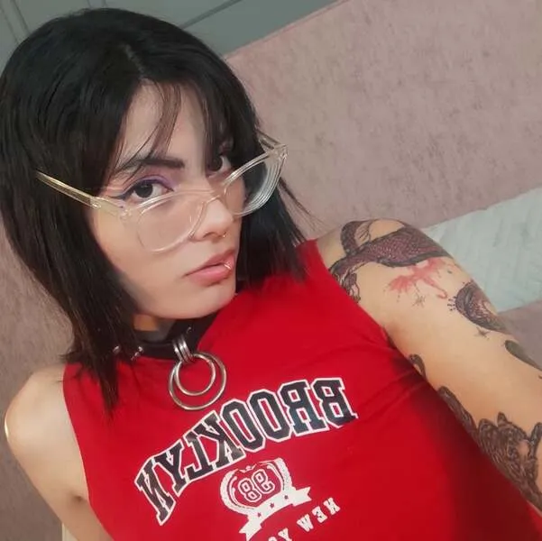 Live sex webcam photo for AlisonLunaa #6288019