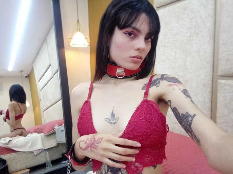 Live sex webcam photo for AlisonLunaa #6288076