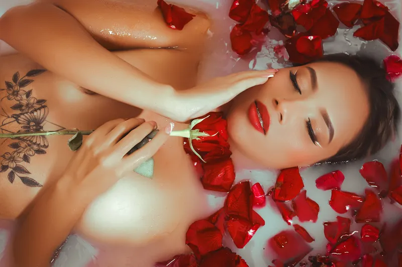 Live sex webcam photo for MaddyHodmans #6178340