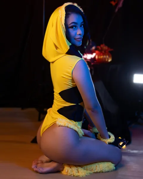 Live sex webcam photo for CharlotteG #6506325