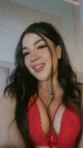 Live sex webcam photo for HalmaRoberts #6516939