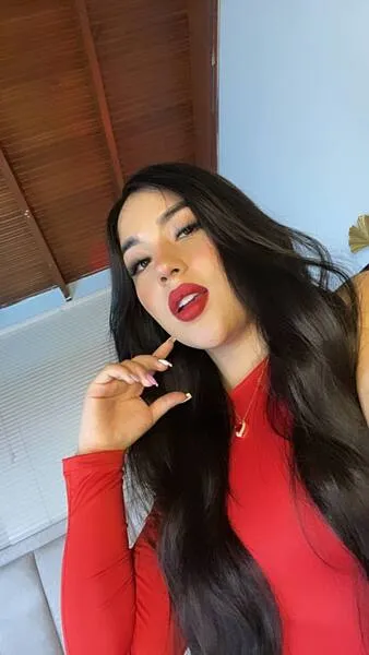 Live sex webcam photo for HalmaRoberts #6516941