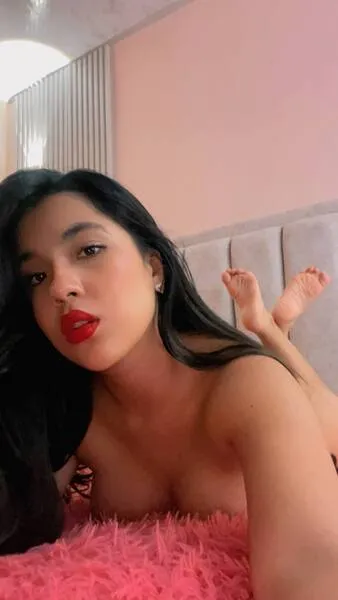 Live sex webcam photo for HalmaRoberts #7048160