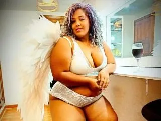 Live sex webcam photo for RichelleQueen #6001911
