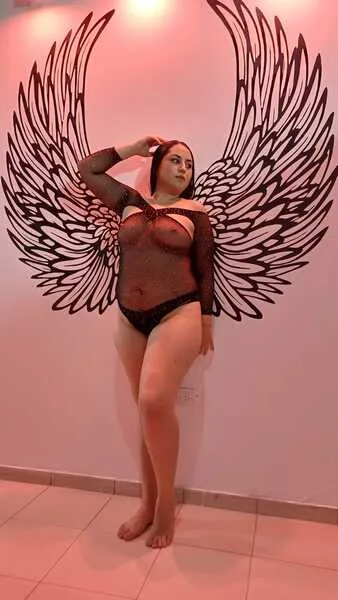 Live sex webcam photo for EmilyCute24 #6041648