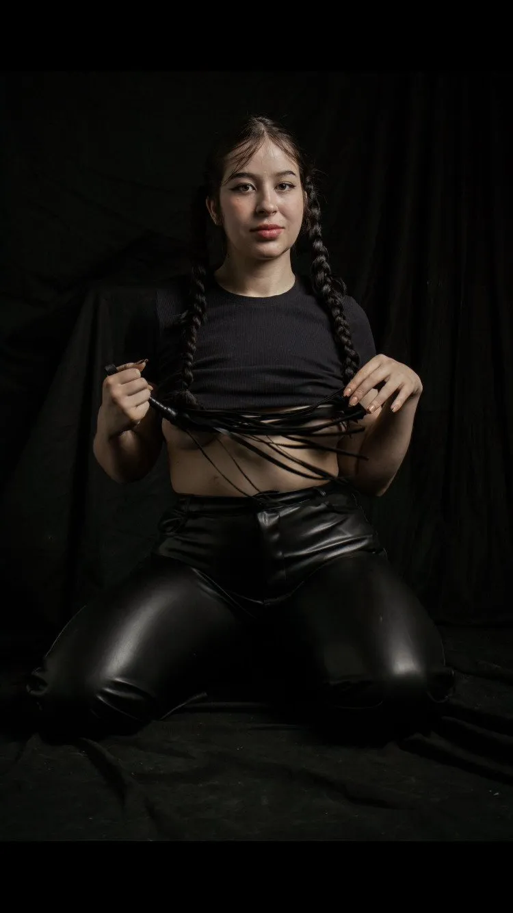 Live sex webcam photo for EvelynRosess #7230417