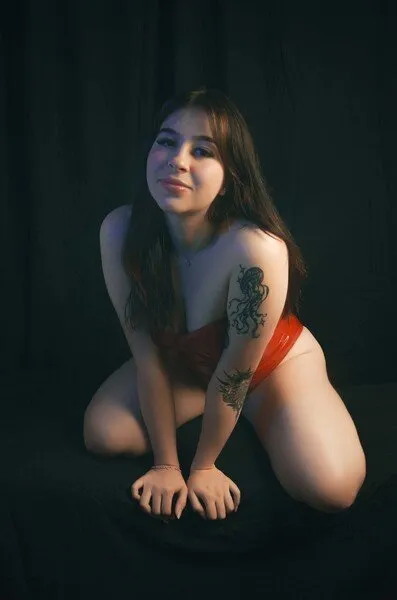 Live sex webcam photo for EvelynRosess #7230696