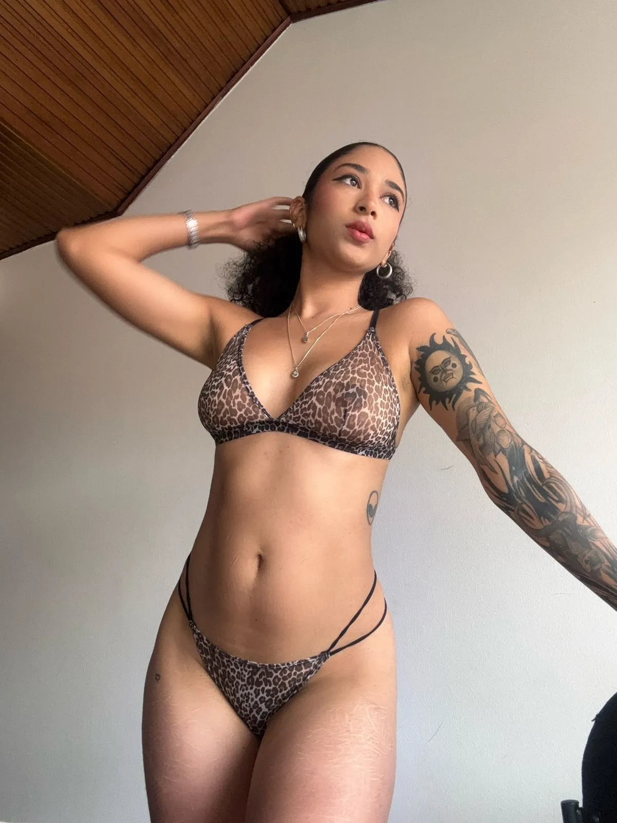 Live sex webcam photo for Lanna_Jhonson #7473451