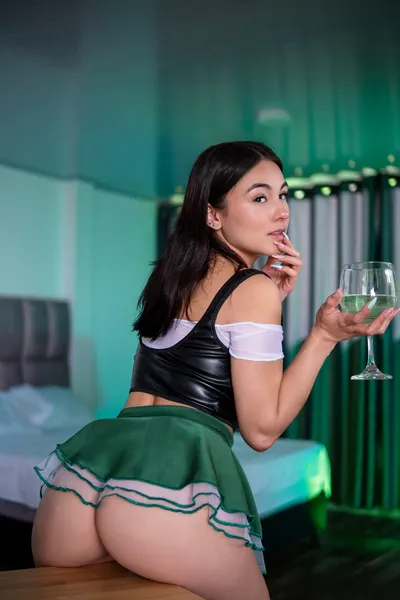 Live sex webcam photo for Miaa_Whitee101 #7288390