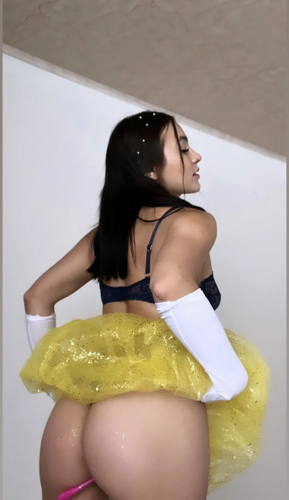 Live sex webcam photo for Miaa_Whitee101 #7288336